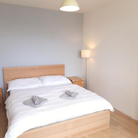 Apartment Kamyk Прага Екстериор снимка
