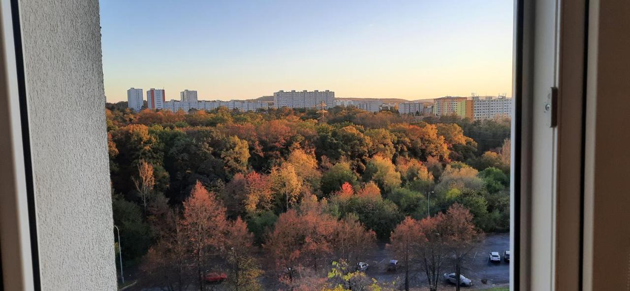 Apartment Kamyk Прага Екстериор снимка