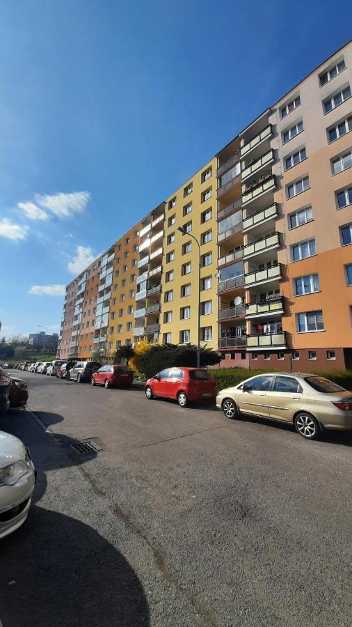 Apartment Kamyk Прага Екстериор снимка