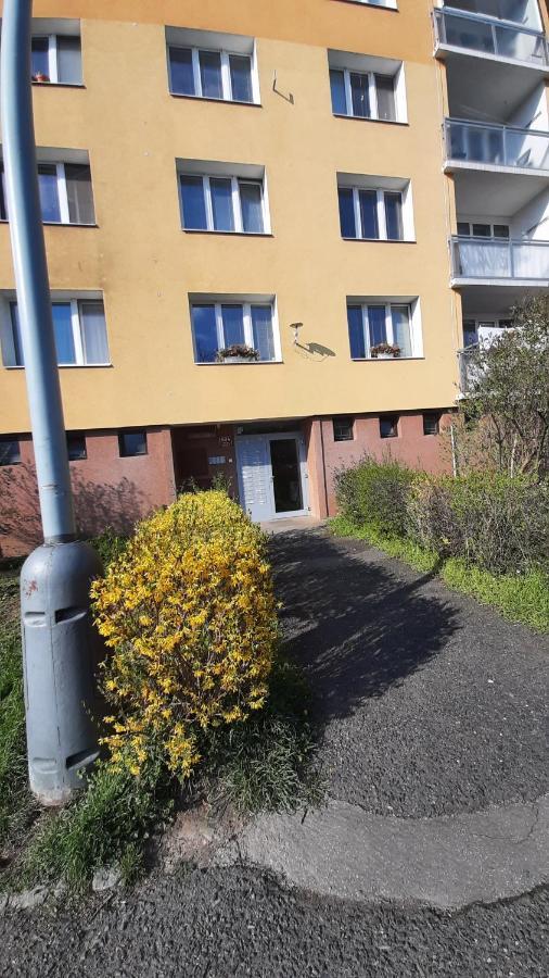 Apartment Kamyk Прага Екстериор снимка
