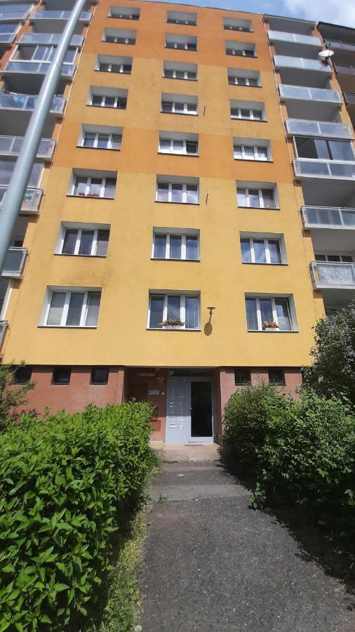 Apartment Kamyk Прага Екстериор снимка