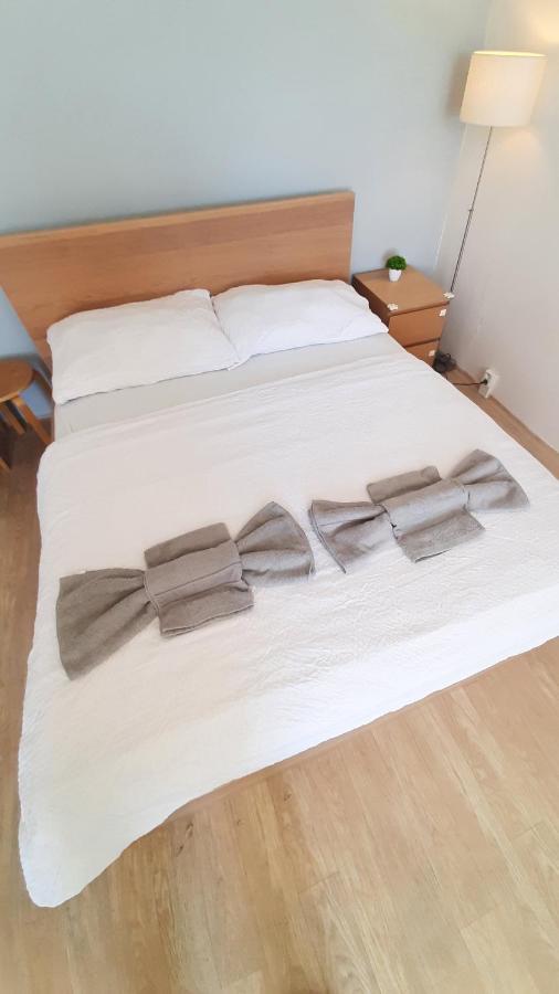 Apartment Kamyk Прага Екстериор снимка